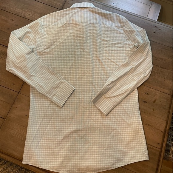 𝅺hugo Hugo Boss plaid shirt - Picture 9 of 9